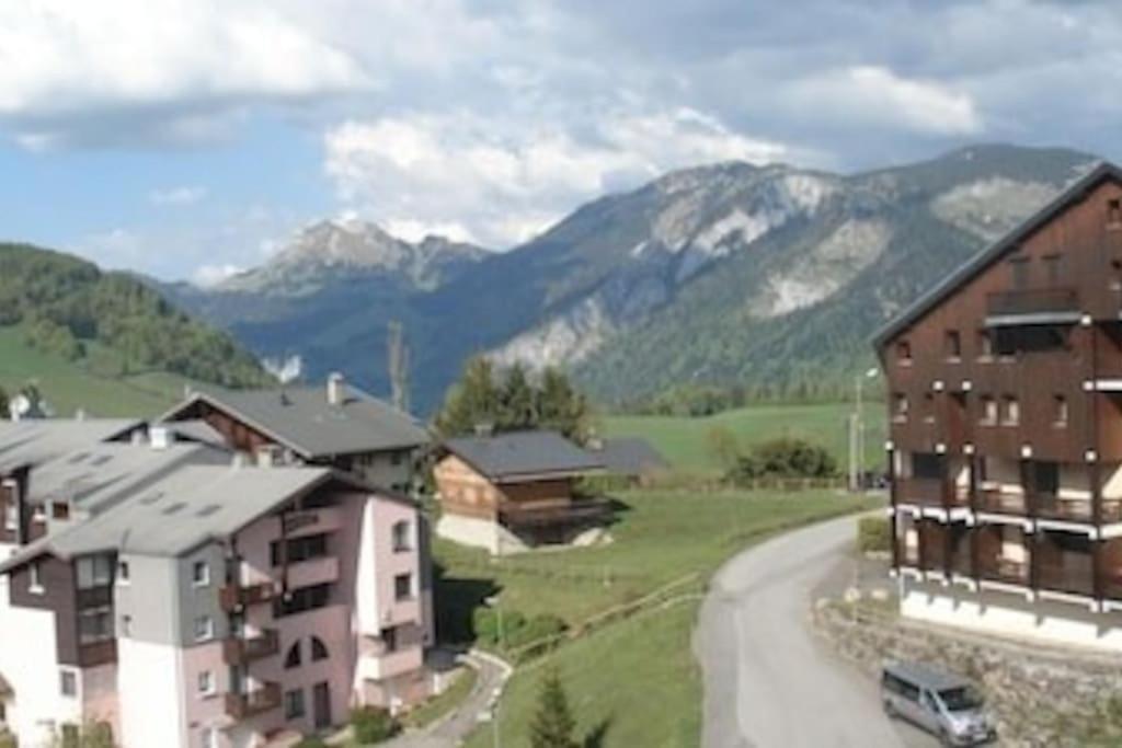 Appartement Montagne La Vallee Verte Coeur Station Hirmentaz 벨르보 외부 사진